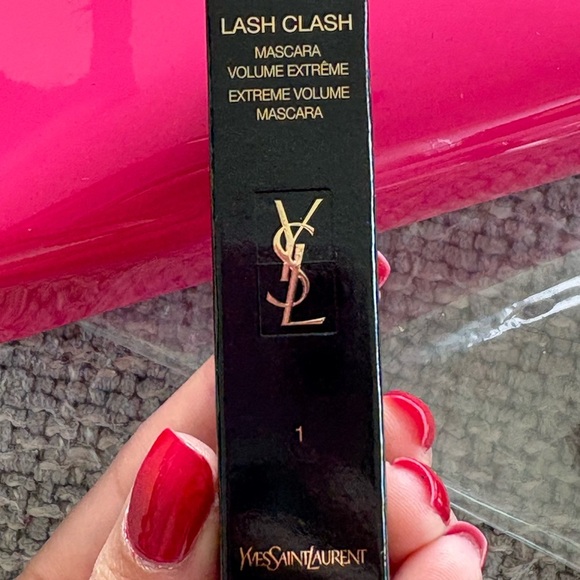 YSL Beauté Pink Patent Makeup Bag + Deluxe Minis | Limited Edition VIP Gift - Picture 4 of 11